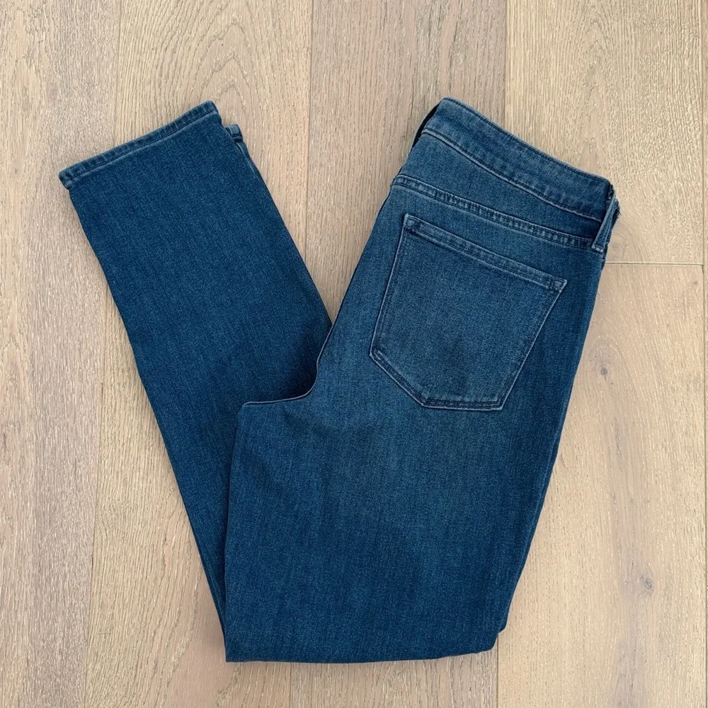 Old Navy High-Waisted Wow Straight Ankle Jeans